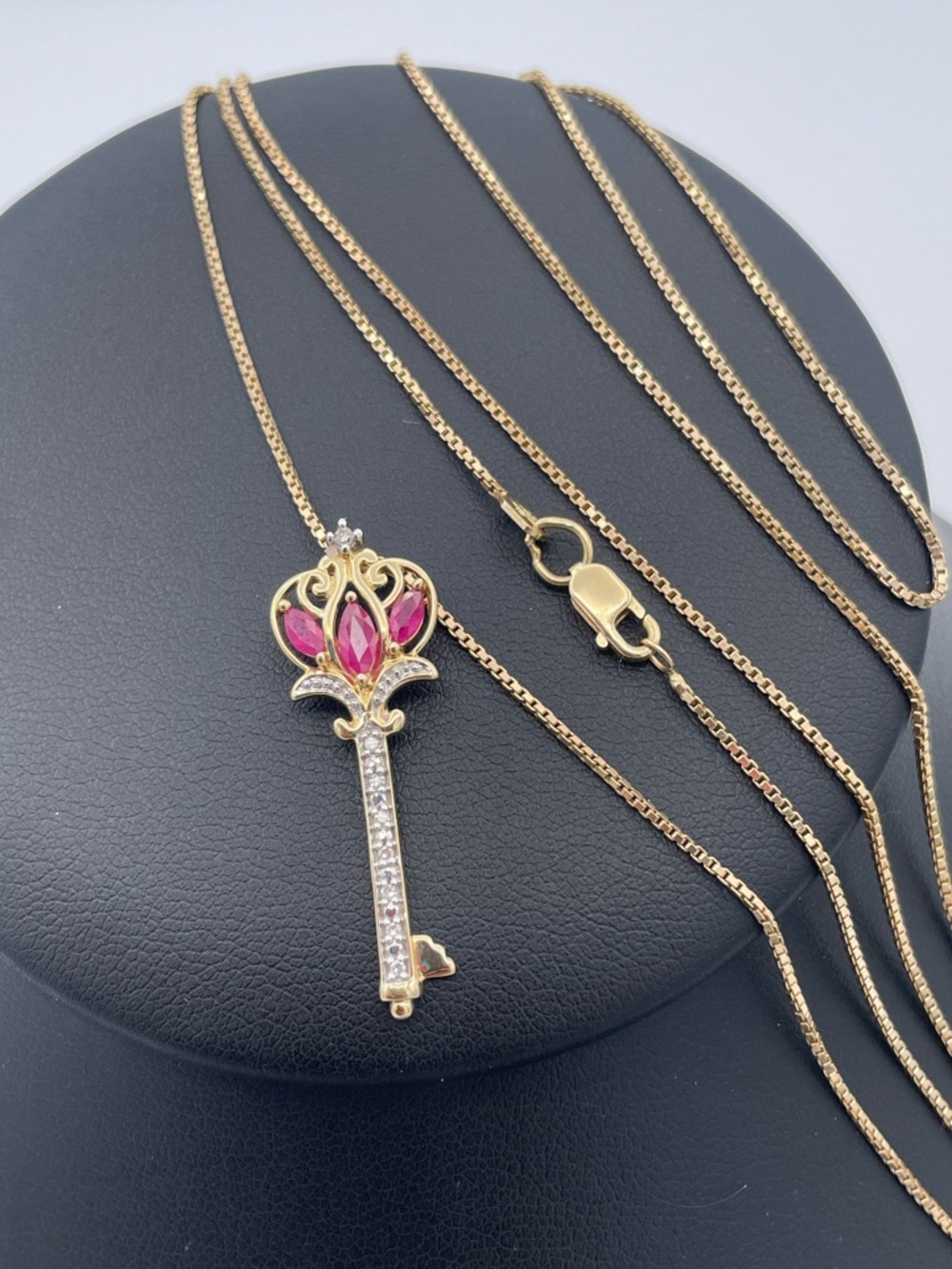 14K Gold Ruby Diamond Key Pendant Necklace 30” Box Chain Authenticated Estate - Picture 4 of 10
